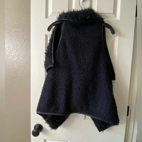 Love Tree fuzzy faux fur and fleece vest - Picture 2 of 9